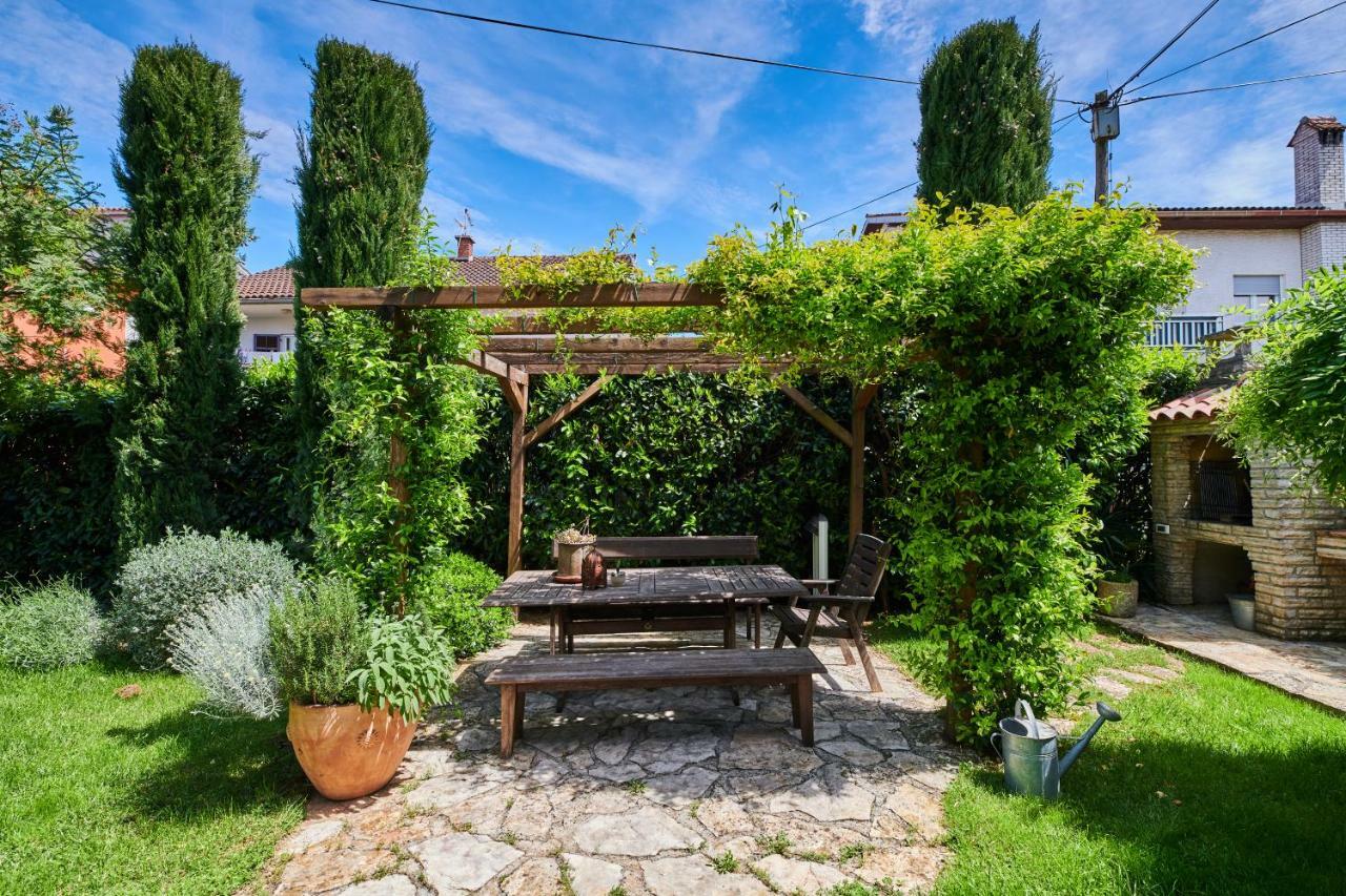 Morning Light Apartment Umag Exterior foto